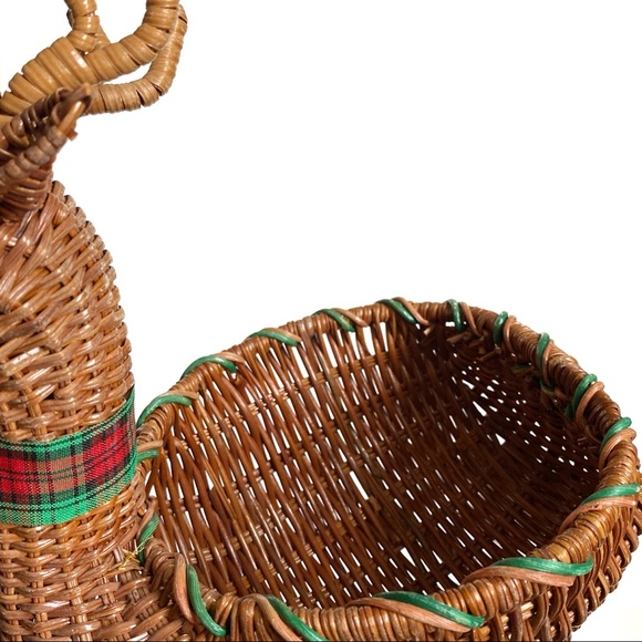 Vintage Wicker Reindeer Basket Woven Christmas Planter Decor Candy Dish Holiday - Picture 4 of 4